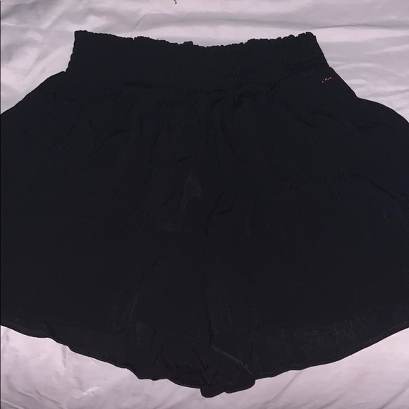 a pair of shorts - Picture 1 of 2